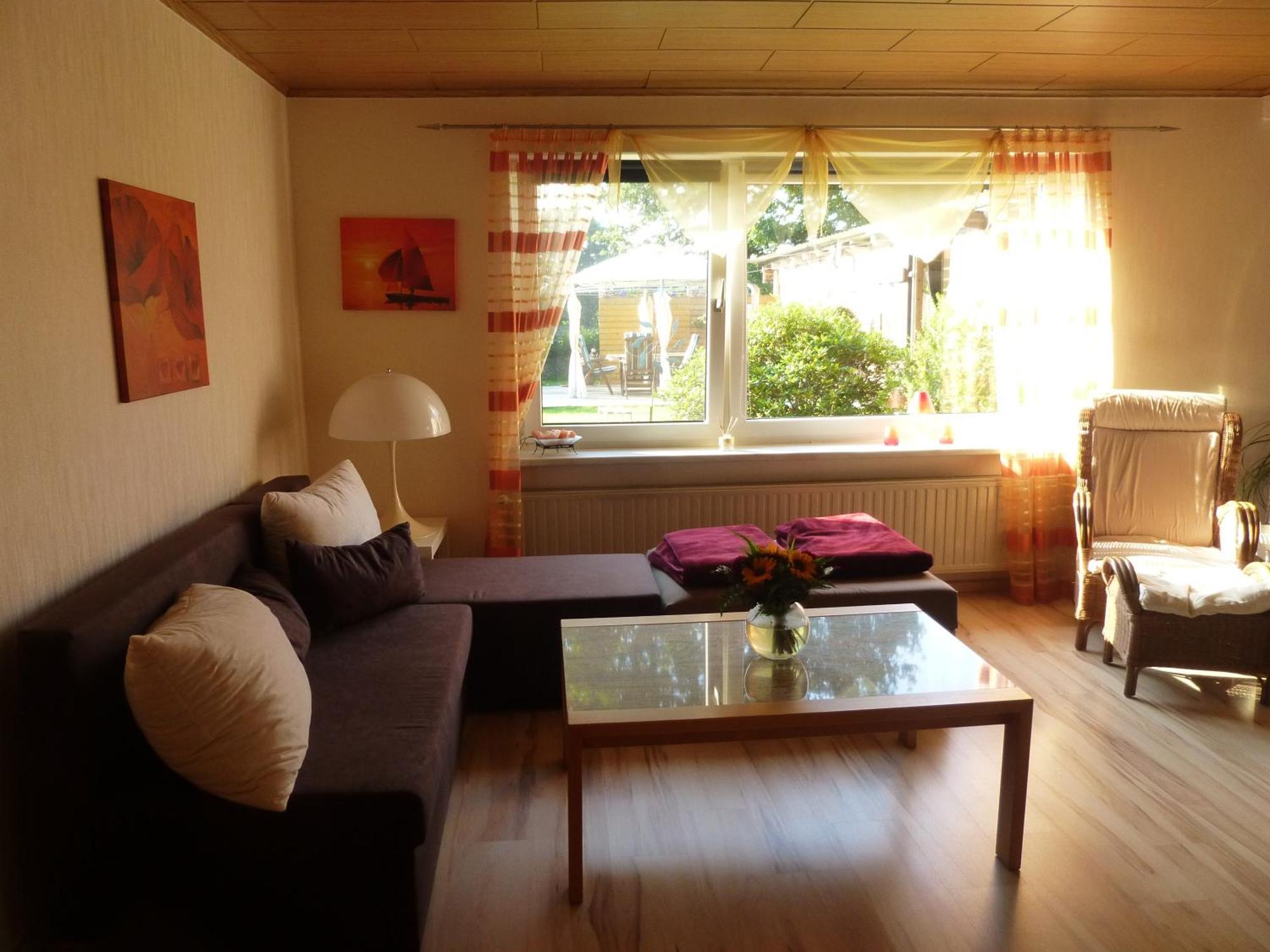 Ferienwohnung Stoeterau - Ebenerdige Fewo Mit Sonnenterrasse Erfde Exterior photo