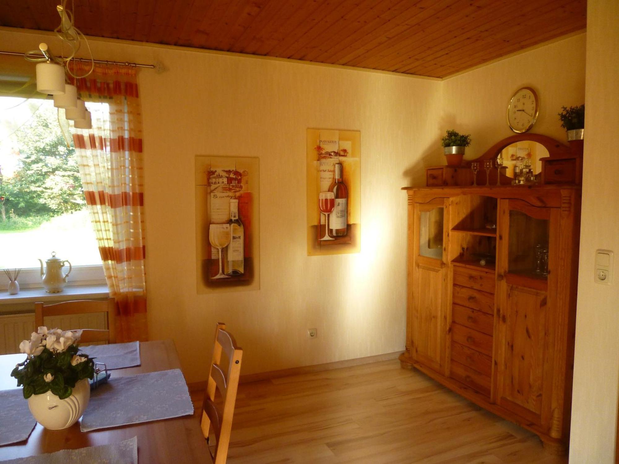 Ferienwohnung Stoeterau - Ebenerdige Fewo Mit Sonnenterrasse Erfde Exterior photo